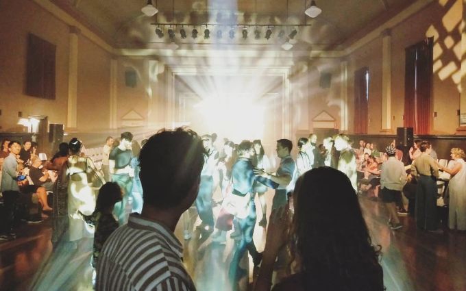 The_Saturday_Night_Social_680x425